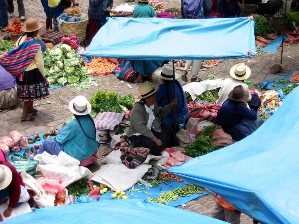 Modern Peruvian Peasant Market